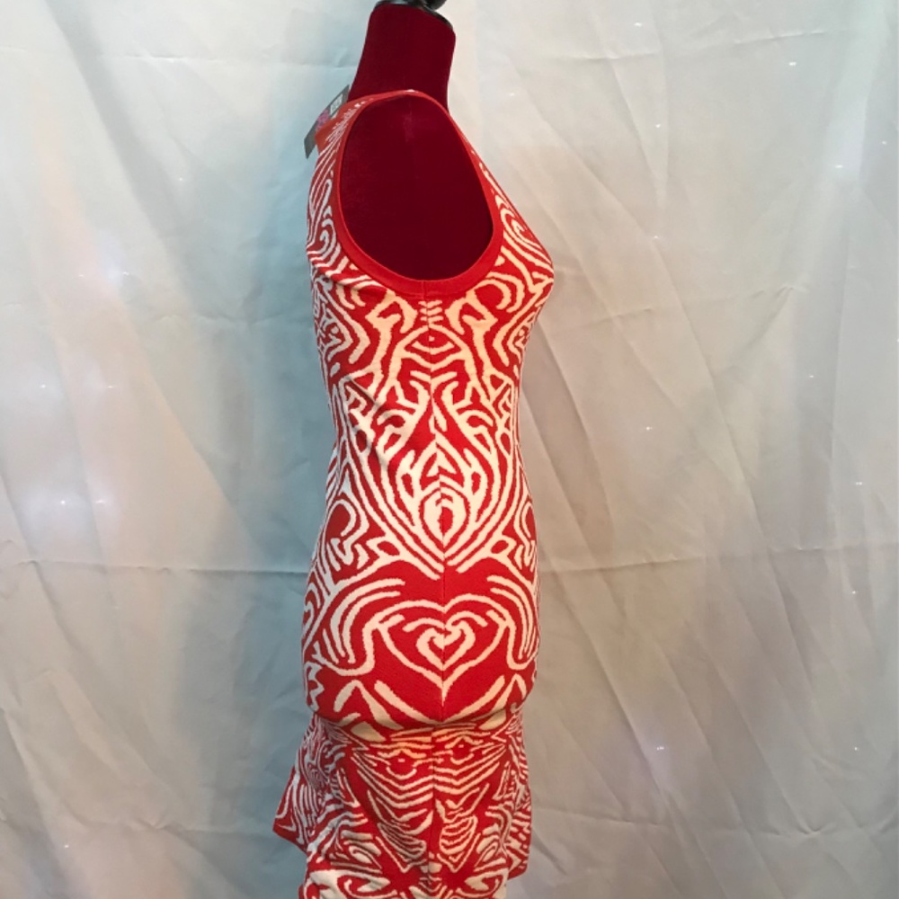 2B Bebe dress - Picture 2 of 4